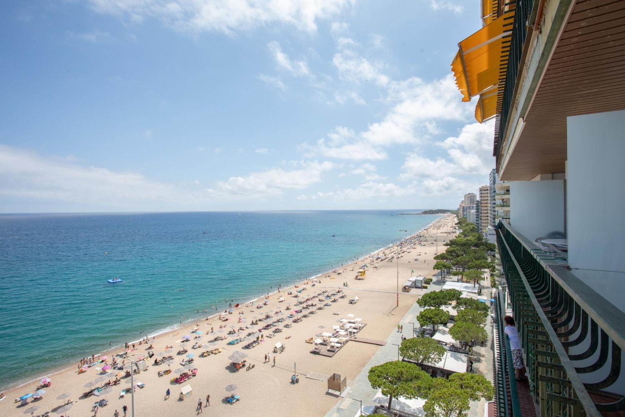Pis Embaixador 1A Linea De Mar Apartment Platja d'Aro Ngoại thất bức ảnh