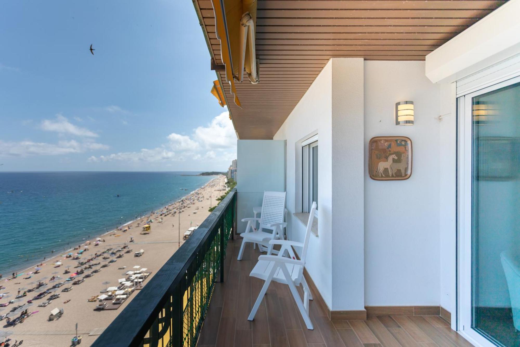 Pis Embaixador 1A Linea De Mar Apartment Platja d'Aro Ngoại thất bức ảnh
